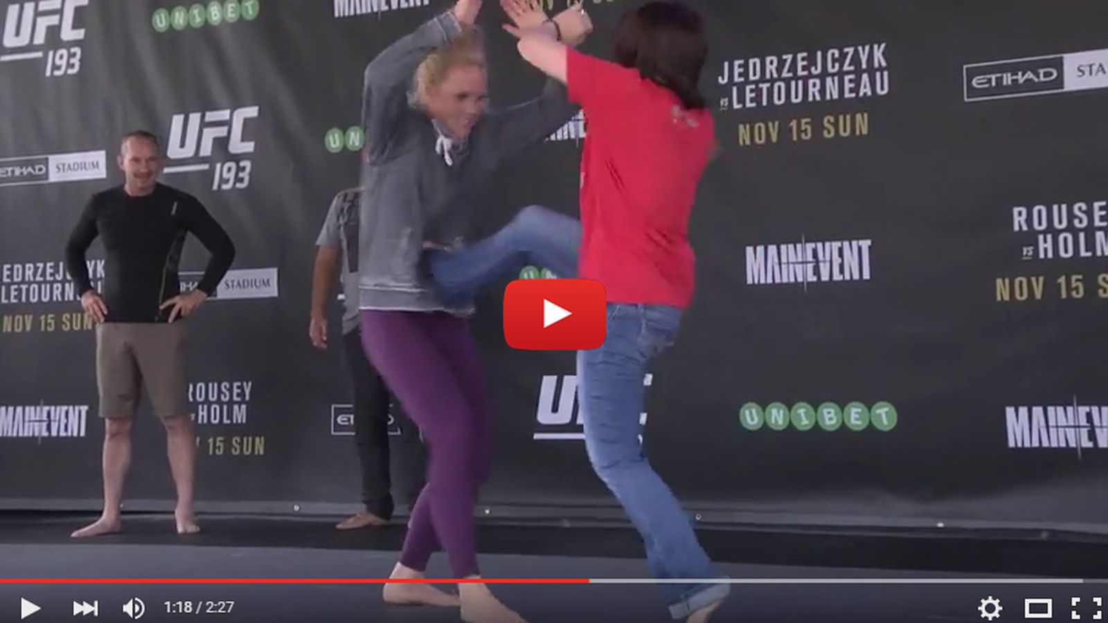 Holly Holm invites fan on stage to spar with her at UFC 