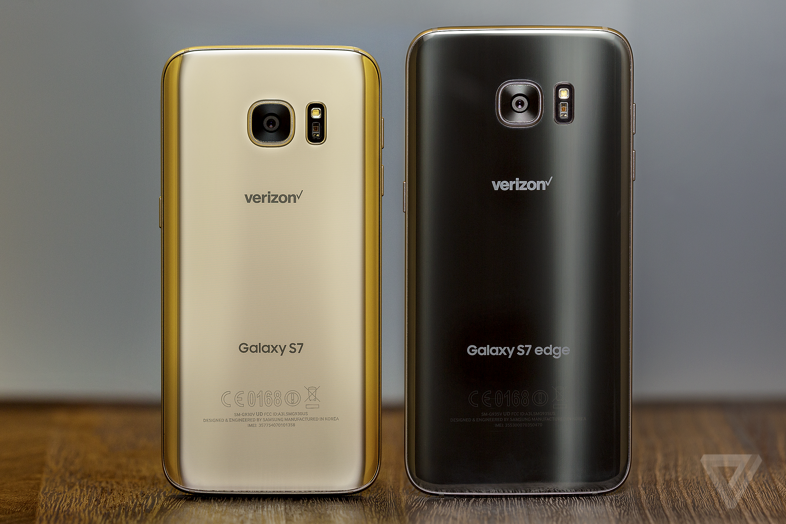Samsung Galaxy S7 and S7 Edge in pictures